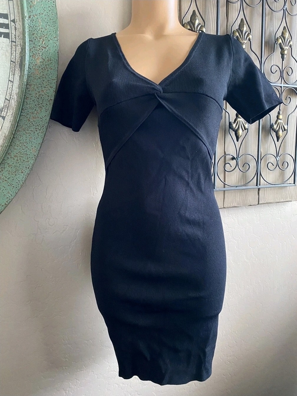 Aqua Black Twist-Front V Neck Knee Length Dress L New